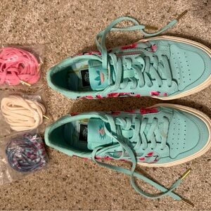 ⭐️Adidas Originals X Arizona Green Tea sneakers⭐️